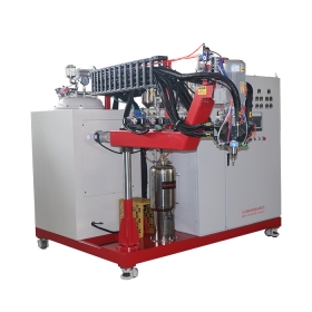 “聚氨酯彈性體澆注機”/